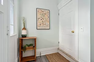 27 Champa St, Newton, MA 02464 - Photo 2