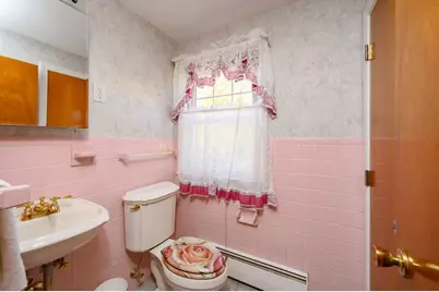 61 Grove St, Braintree, MA 02184 - Photo 12