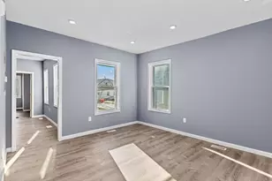 167 Lexington St, Boston, MA 02128 - Photo 18