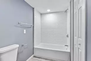 167 Lexington St, Boston, MA 02128 - Photo 20