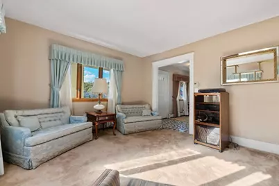 31 Preston St, Malden, MA 02148 - Photo 6