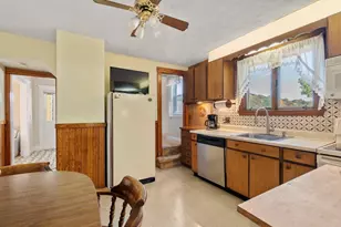 31 Preston St, Malden, MA 02148 - Photo 16