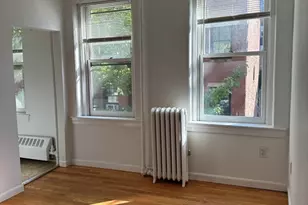 17 S Russell St, Boston, MA 02114 - Photo 2