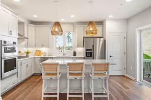 02 Mason Way, Woburn, MA 01801 - Photo 8