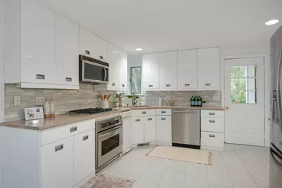 94 Rice Street, Wellesley, MA 02482 - Photo 4