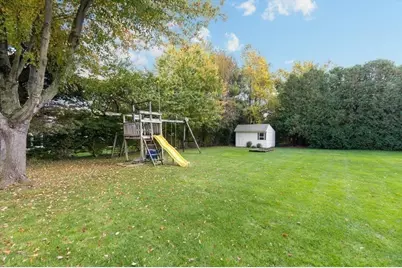 43 Flint Locke Dr, Weymouth, MA 02189 - Photo 20