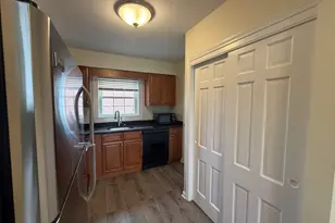 8-10 Essex St, Andover, MA 01810 - Photo 4