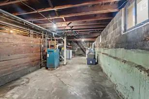 42 Belmont St, Somerville, MA 02143 - Photo 34