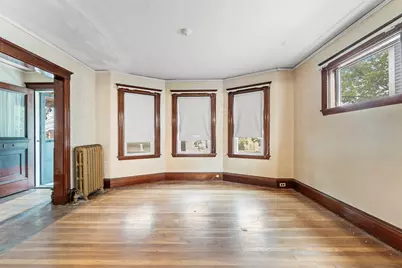42 Belmont St, Somerville, MA 02143 - Photo 12