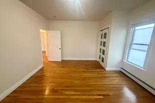 19 Banks St, Somerville, MA 02144 - Photo 8