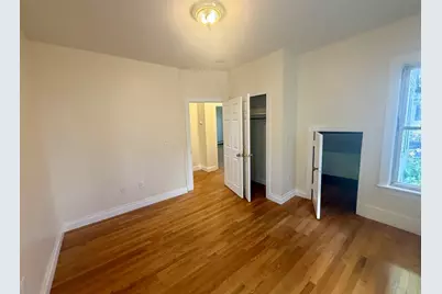 19 Banks St #1, Somerville, MA 02144 - Photo 10