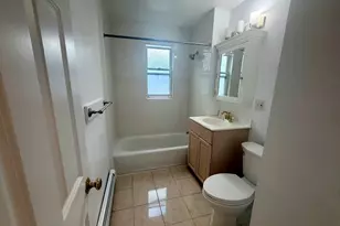 19 Banks St, Somerville, MA 02144 - Photo 16