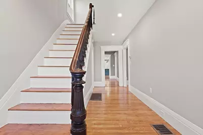 70 School St, Waltham, MA 02452 - Photo 4