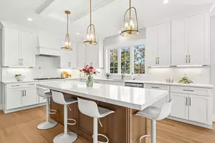 14 Liana St, Woburn, MA 01801 - Photo 6