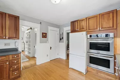 115 Woodbridge St, South Hadley, MA 01075 - Photo 6