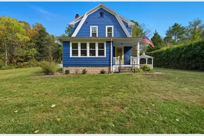 115 Woodbridge St, South Hadley, MA 01075 - Photo 2