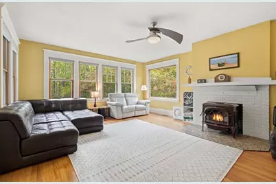 115 Woodbridge St, South Hadley, MA 01075 - Photo 16