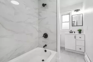 25 Ladd St, Watertown, MA 02472 - Photo 12