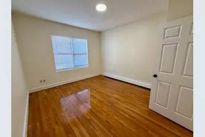 29 Astoria St #1, Boston, MA 02126 - Photo 4