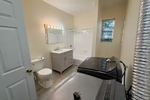 29 Astoria St, Boston, MA 02126 - Photo 10