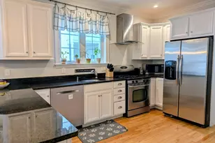 17 Lafield St, Boston, MA 02122 - Photo 2