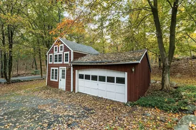 7 Sullivan Street, North Andover, MA 01845 - Photo 36