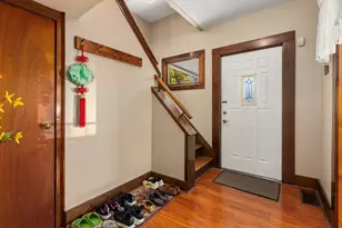 8 Wilmont St, Springfield, MA 01108 - Photo 4