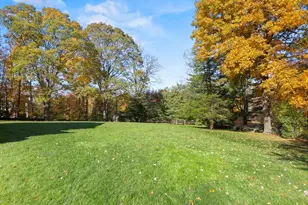 562 South St, Shrewsbury, MA 01545 - Photo 36