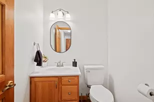 562 South St, Shrewsbury, MA 01545 - Photo 18