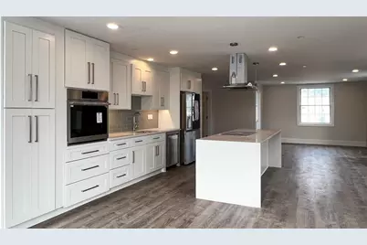 131 Cambridge St #A, Burlington, MA 01803 - Photo 8