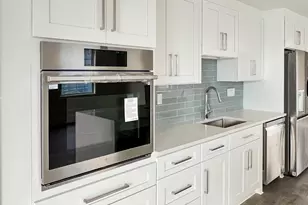 131 Cambridge St, Burlington, MA 01803 - Photo 12
