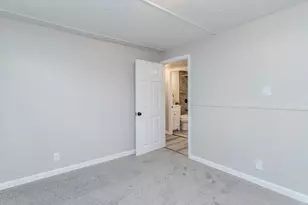 111 Malibu Dr, Springfield, MA 01128 - Photo 10
