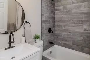 111 Malibu Dr, Springfield, MA 01128 - Photo 12