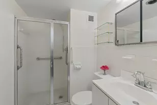 6 Whittier Pl, Boston, MA 02114 - Photo 22