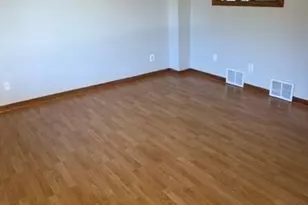 61 Glenmore St, Springfield, MA 01129 - Photo 10