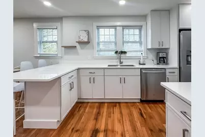 65-67 Saint James Cir #2, Newton, MA 02458 - Photo 12