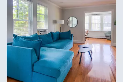 65-67 Saint James Cir #2, Newton, MA 02458 - Photo 2