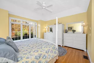 141 Cortland Dr, North Andover, MA 01845 - Photo 8