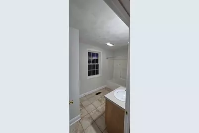 17 Beech St #17, Lowell, MA 01850 - Photo 14
