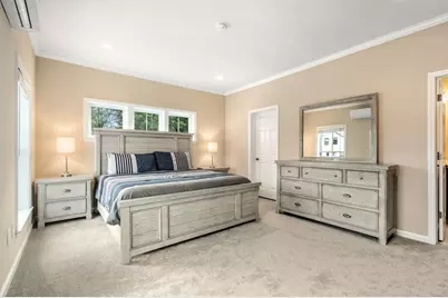 1 Elm St #4, Boston, MA 02122 - Photo 8