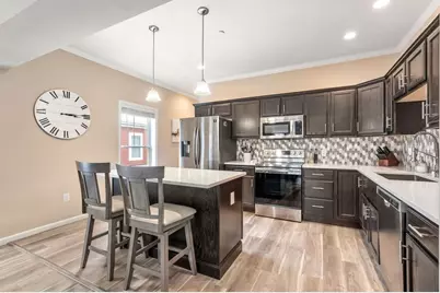 1 Elm St #4, Boston, MA 02122 - Photo 6