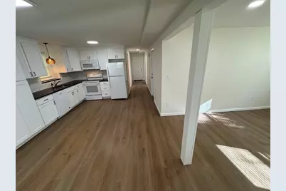 77 Cranston St #1, Westfield, MA 01085 - Photo 6