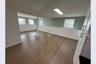 77 Cranston St #1, Westfield, MA 01085 - Photo 2