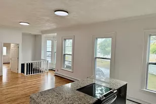 40 Crescent, Chelsea, MA 02150 - Photo 2