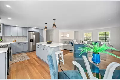 32 Gratto Rd, Marshfield, MA 02050 - Photo 2