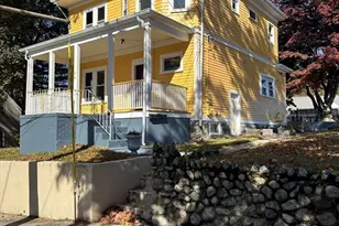 36 Jasper St, Saugus, MA 01906 - Photo 4