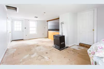 4 E Main St, West Brookfield, MA 01585 - Photo 22