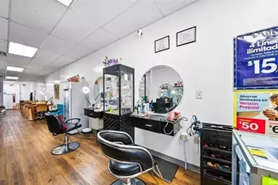 159 Essex St, Lawrence, MA 01840 - Photo 6