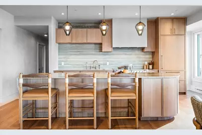 10 Rowes Wharf #1003, Boston, MA 02110 - Photo 6