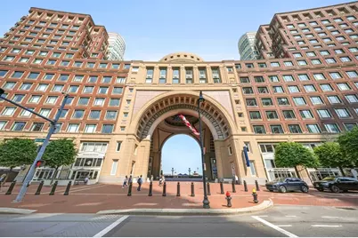 10 Rowes Wharf #1003, Boston, MA 02110 - Photo 24